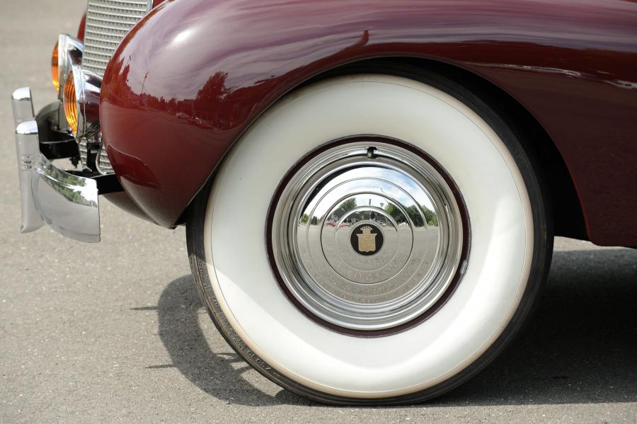  Cadillac Twelve Formal Sedan by Fleetwood 1937 года  (фото 19 из 26)